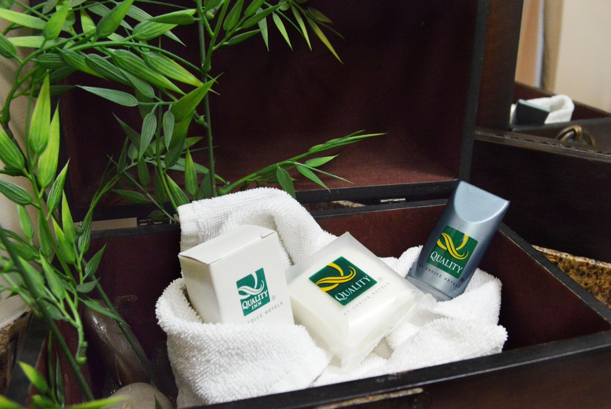 Quality Inn Chihuahua San Francisco Экстерьер фото