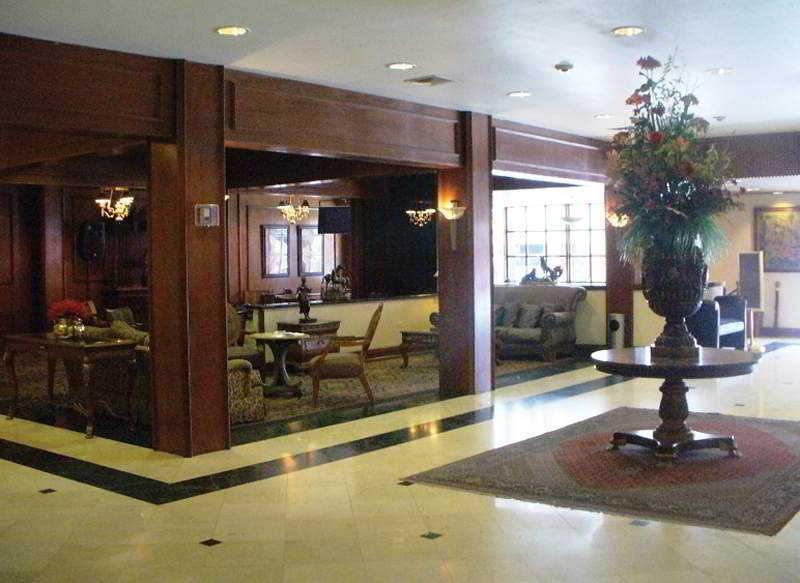 Quality Inn Chihuahua San Francisco Экстерьер фото