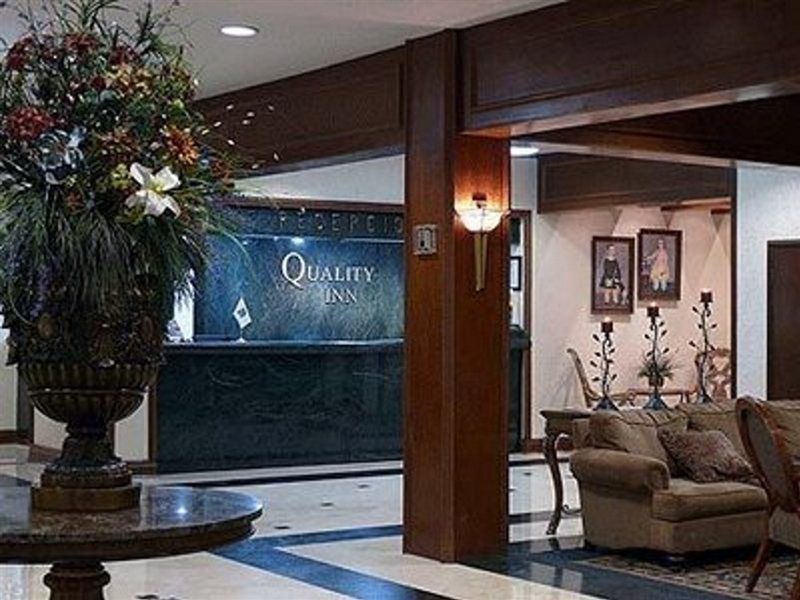 Quality Inn Chihuahua San Francisco Экстерьер фото